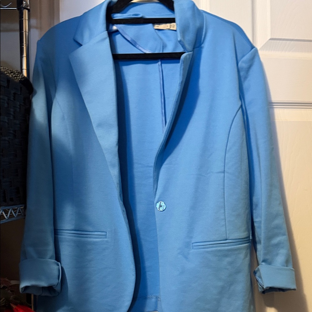 Stylish Blue Blazer